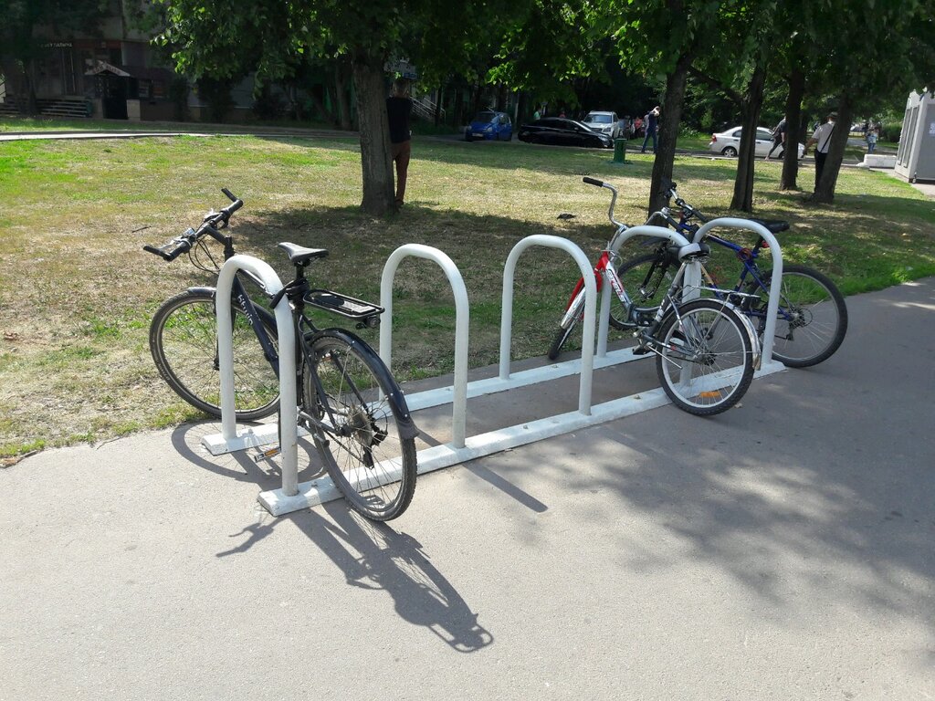 Bicycle parking Velosipednaya parkovka № 14018 metro Prazhskaya, Moscow, photo