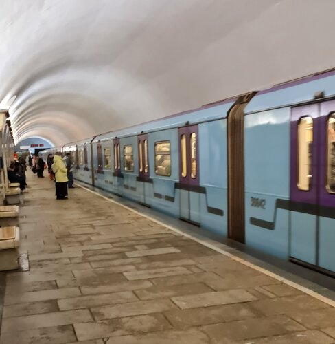 Prospekt Mira (Moscow, Mira Avenue, 41с2) metro stansiyasi