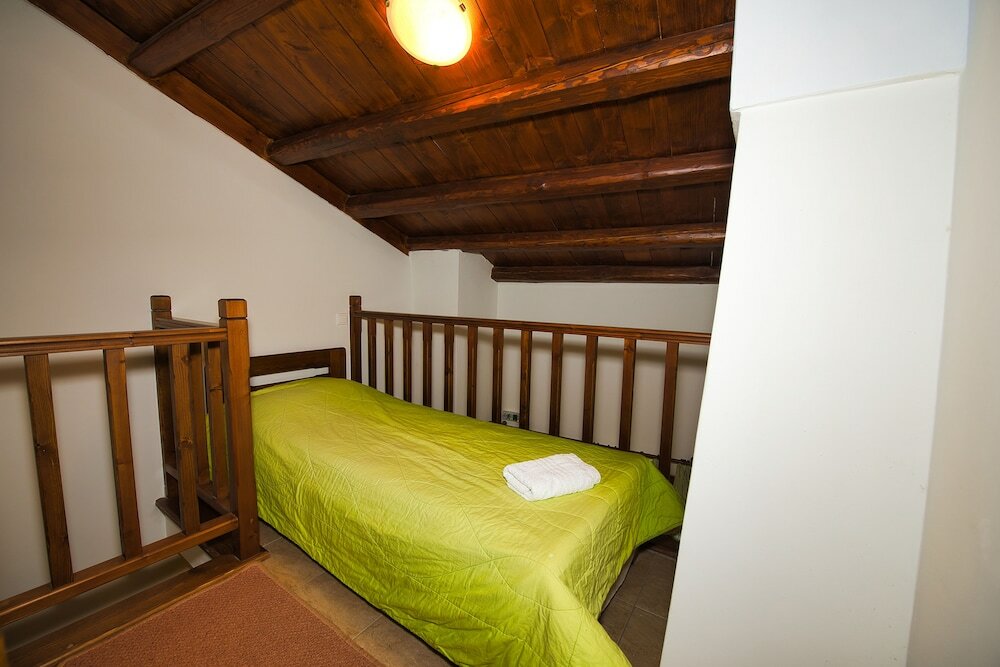 Фото Anemoessa Traditional Village Hotel