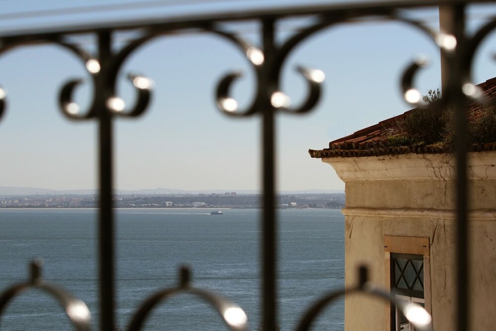 Фото Alfama Right Point