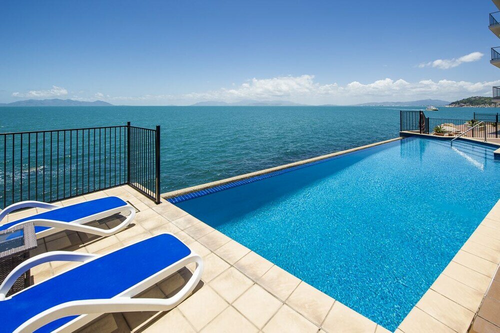 Фото 1 Bright Point Apartment 5101