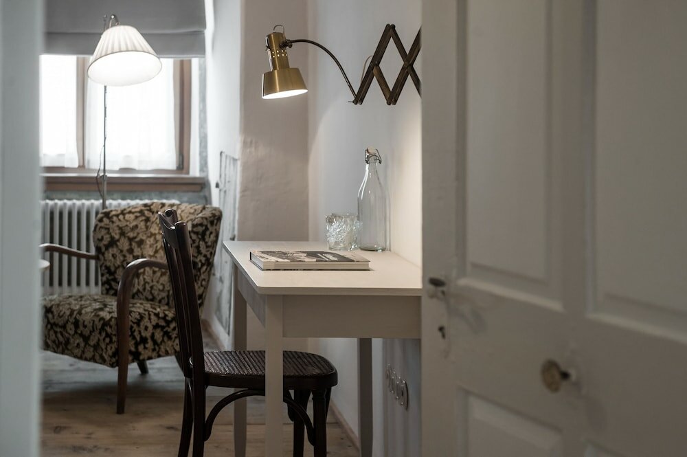 Фото 1477 Reichhalter Eat & Sleep