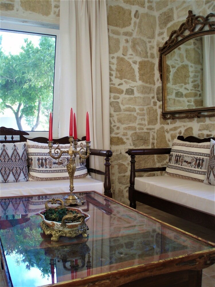 Фото Villa Arokaria