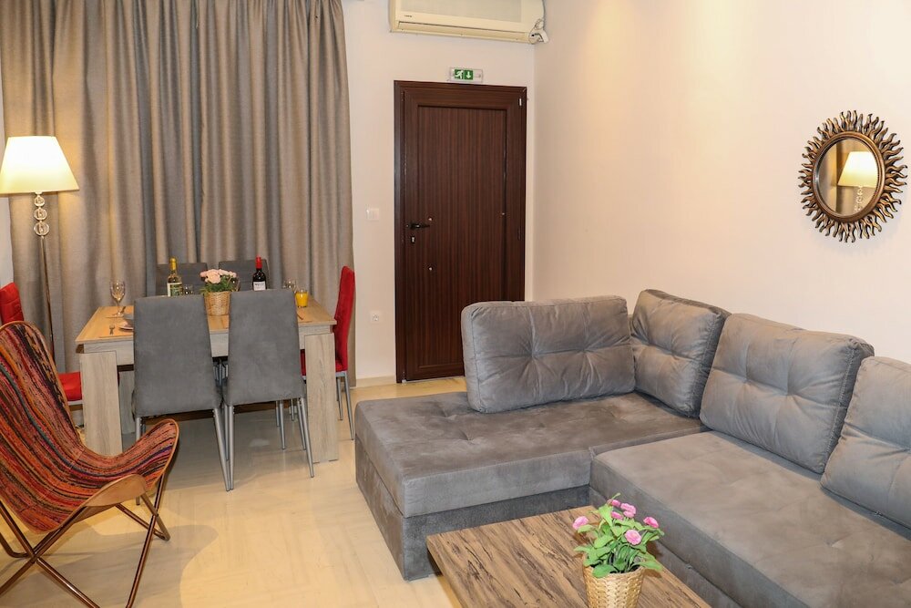 Фото Chrissomallis Apartments