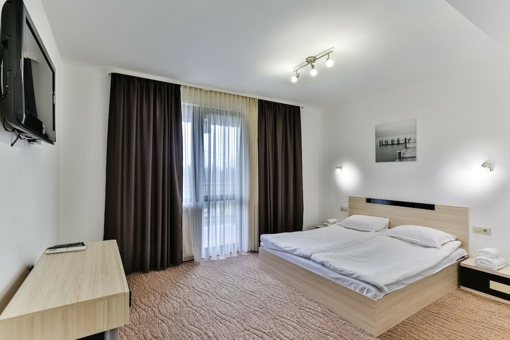 Фото Hotel Champion