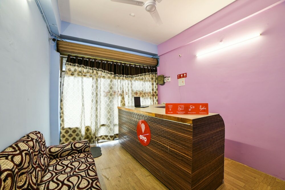 Фото Oyo 17316 Radika Residency