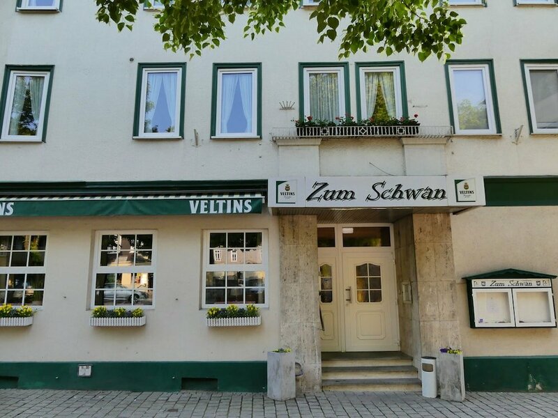 Гостиница Gasthaus Zum Schwan в Дилленбурге