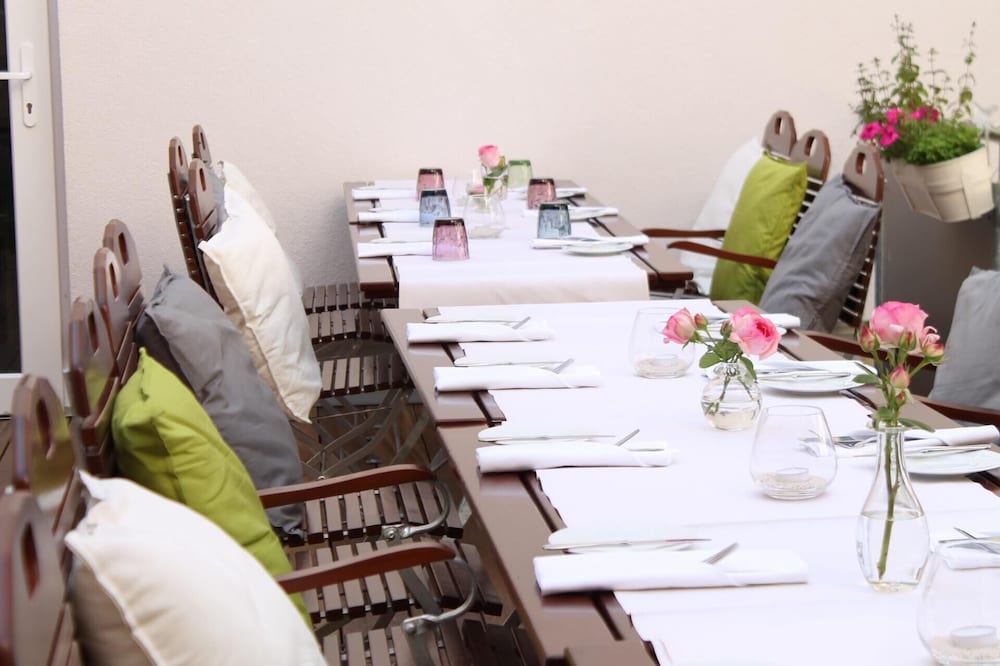 Фото Restaurant Hotel Zum Storchen