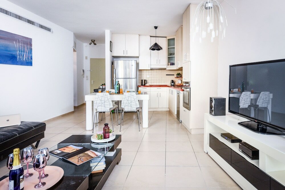 Фото Sea N'Rent - 7 Bar Kochva Tel Aviv