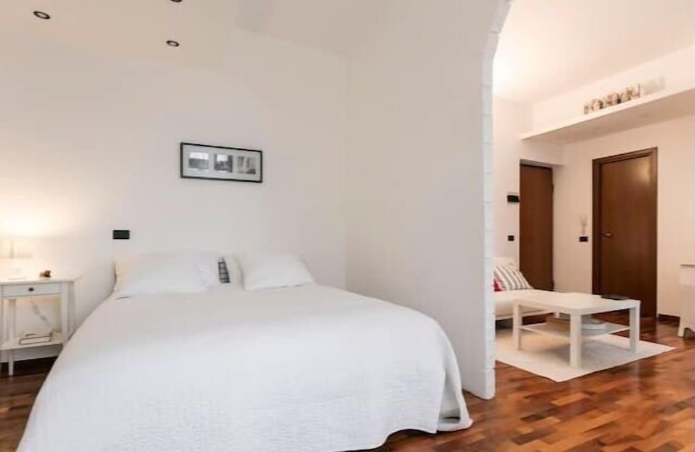 Фото Optimus Host Cermenate Apartment