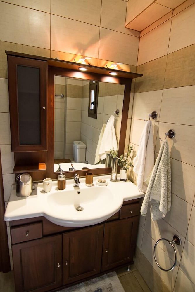 Фото Daphne Villas