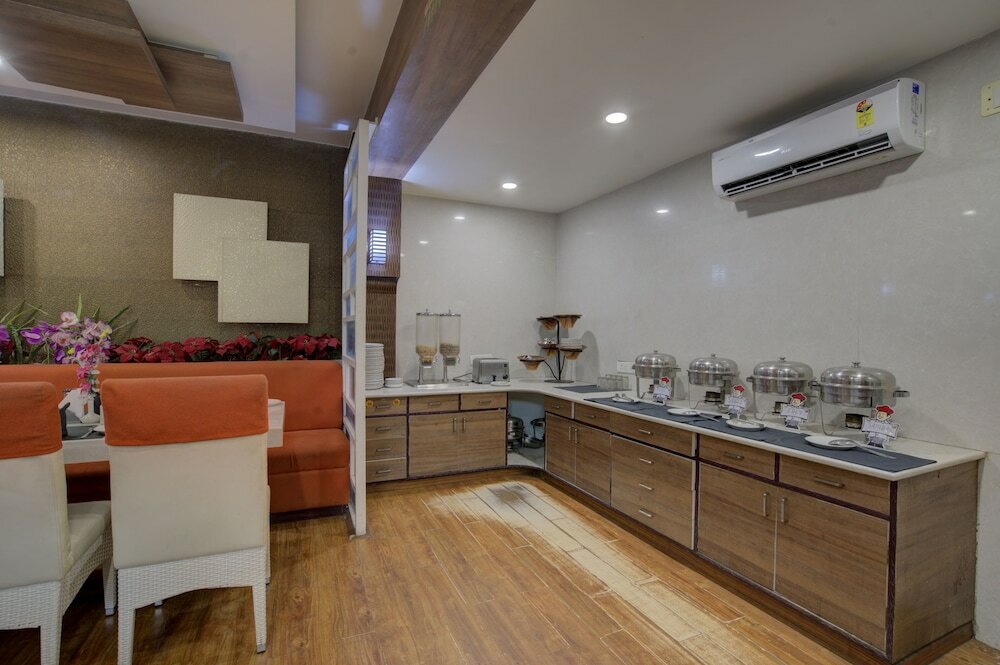 Фото Hotel Mahadev Palace