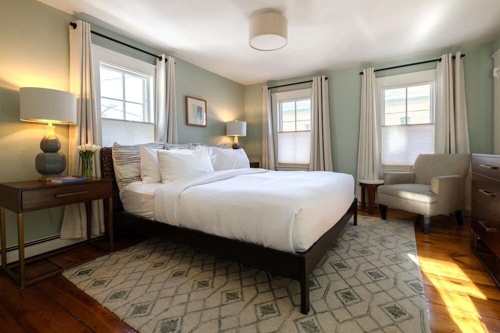 Фото The Sailmaker's House