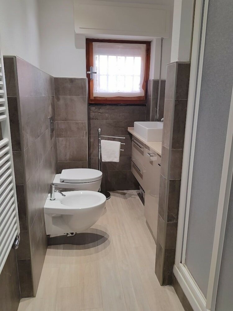 Фото Sharky Charming Cottage