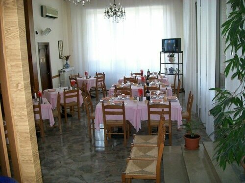 Гостиница Hotel Ristorante Delle Rose в Алессандрии