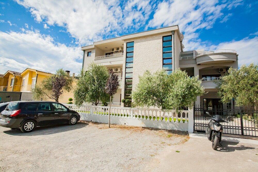 Фото Апартаменты Nilaj