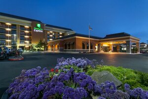 Гостиница Holiday Inn Express at Monterey Bay, an Ihg Hotel