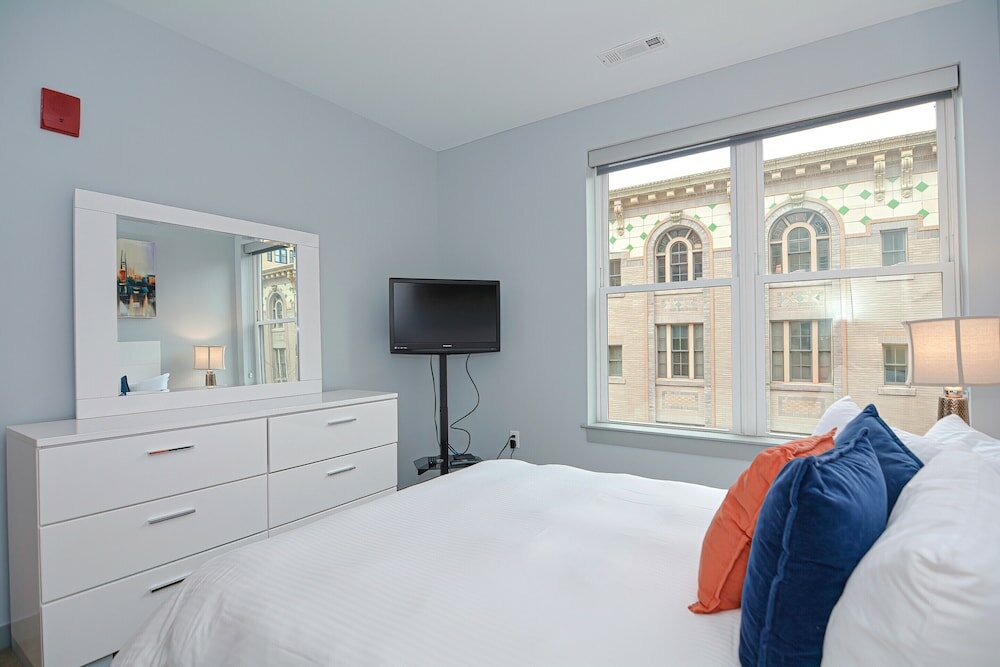 Фото Global Luxury Suites Downtown Providence