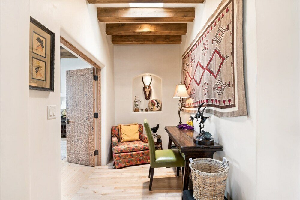 Фото Adobe Dream - Luxury East Side Adobe Home, Light Filled and Spacious