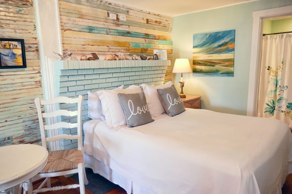 Фото Beachview Bed & Breakfast