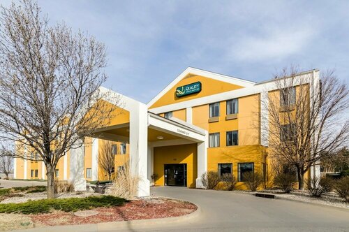 Гостиница Quality Inn & Suites