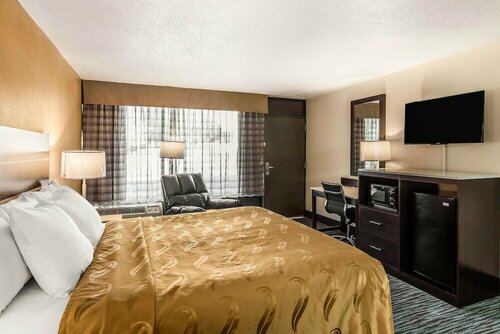 Гостиница Quality Inn South Boston - Danville East