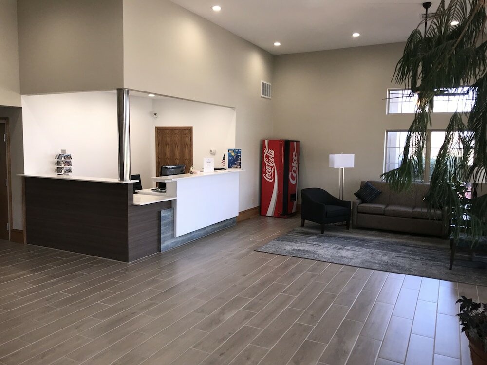 Фото Days Inn by Wyndham Grove