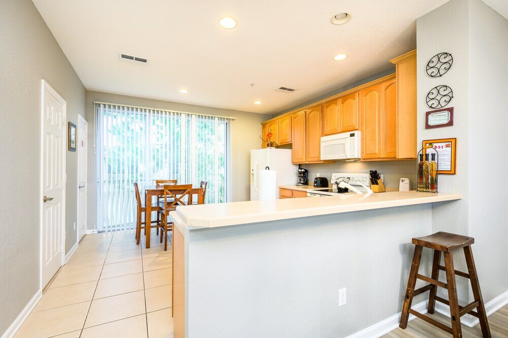 Фото Vista Cay Resort Direct Townhomes by Millennium Management