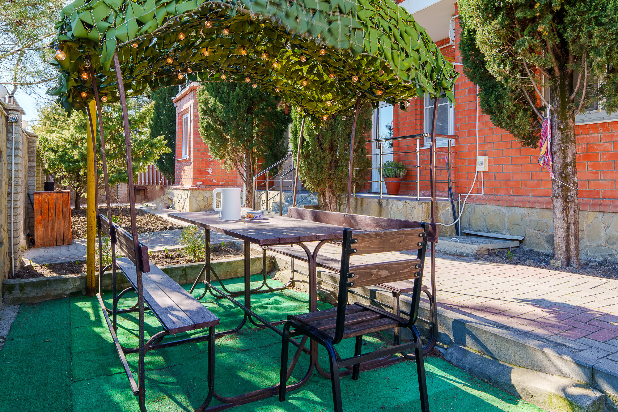 Фото отеля 2