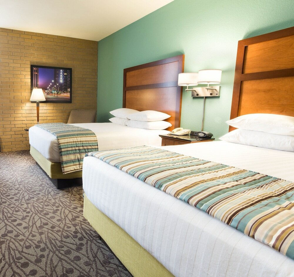 Фото Drury Inn & Suites Atlanta Morrow