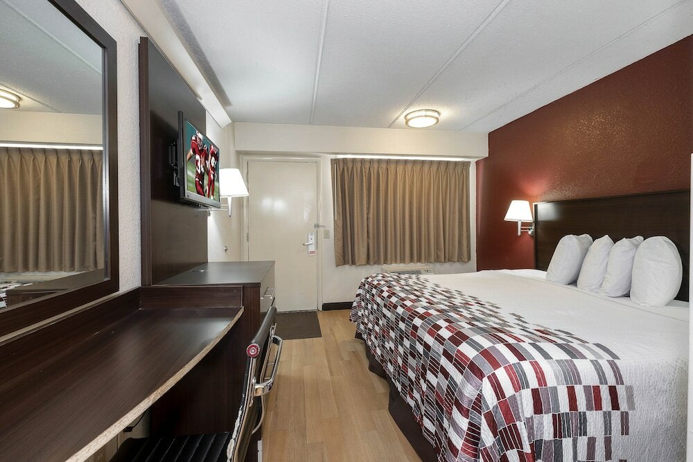 Фото Red Roof Inn Atlanta - Smyrna/Ballpark