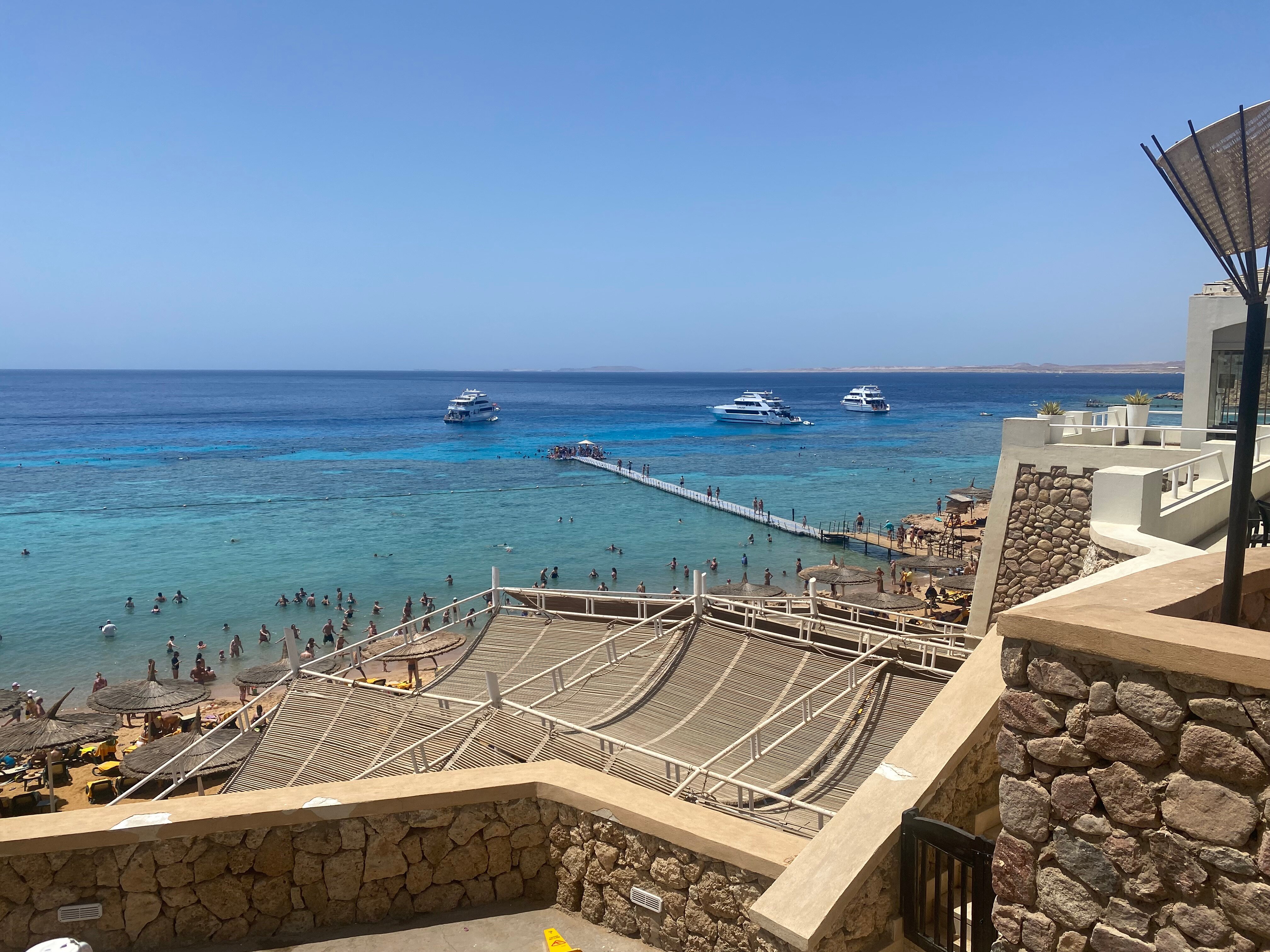 Фото Reef Oasis Beach