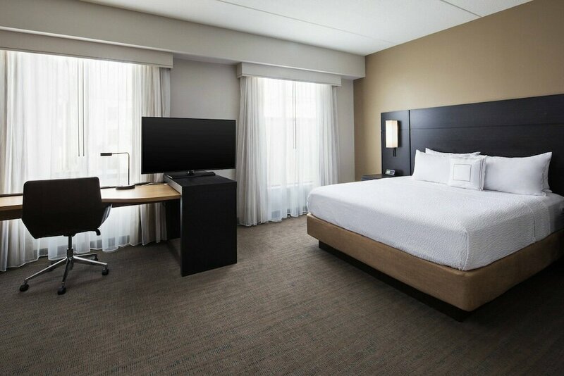 Гостиница Courtyard by Marriott Knoxville Downtown в Ноксвилле