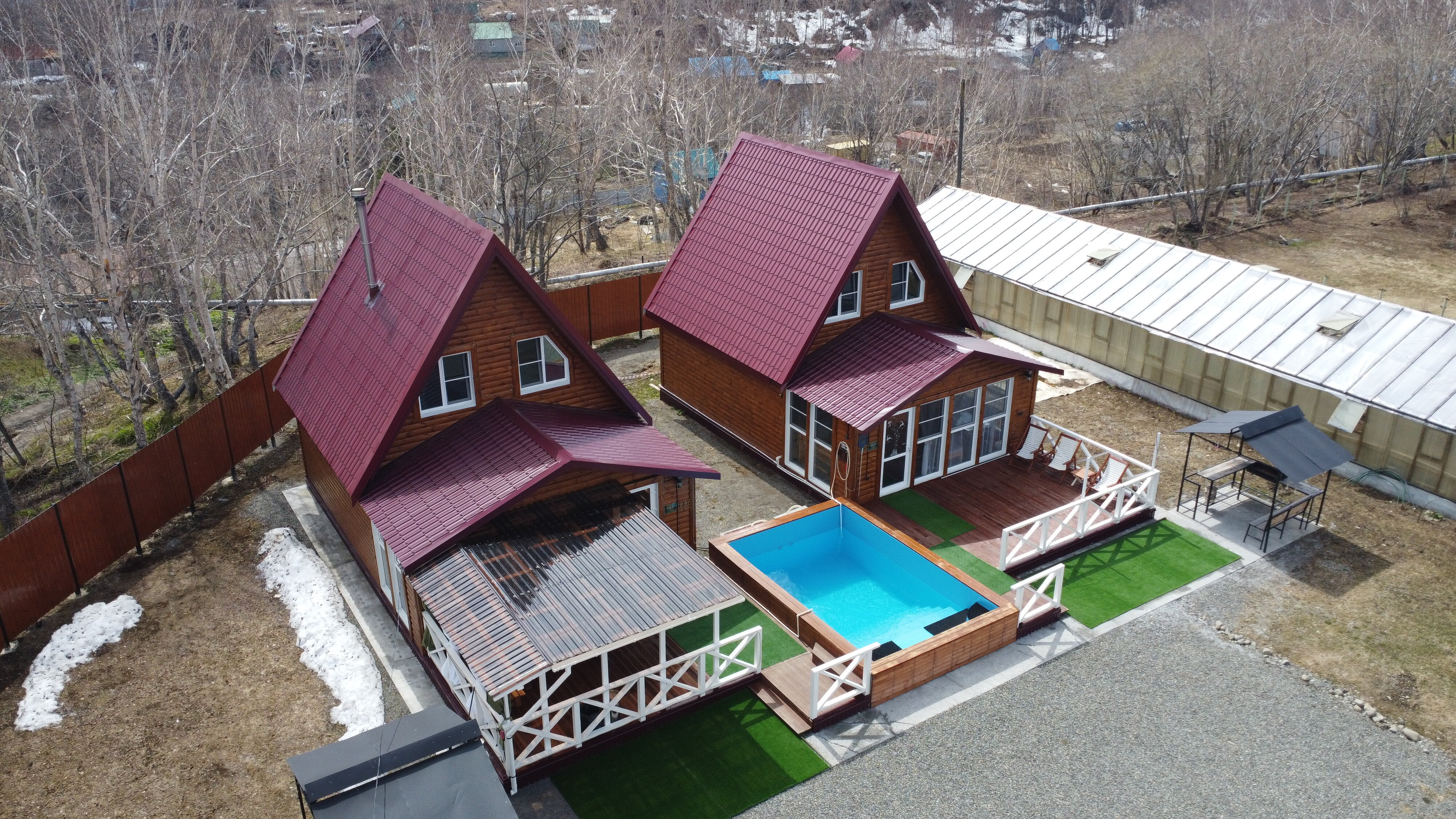 Фото Два дома