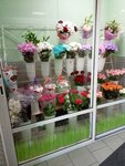 Цветочный магазин (ulitsa 60 let Oktyabrya, 110А), floristeria