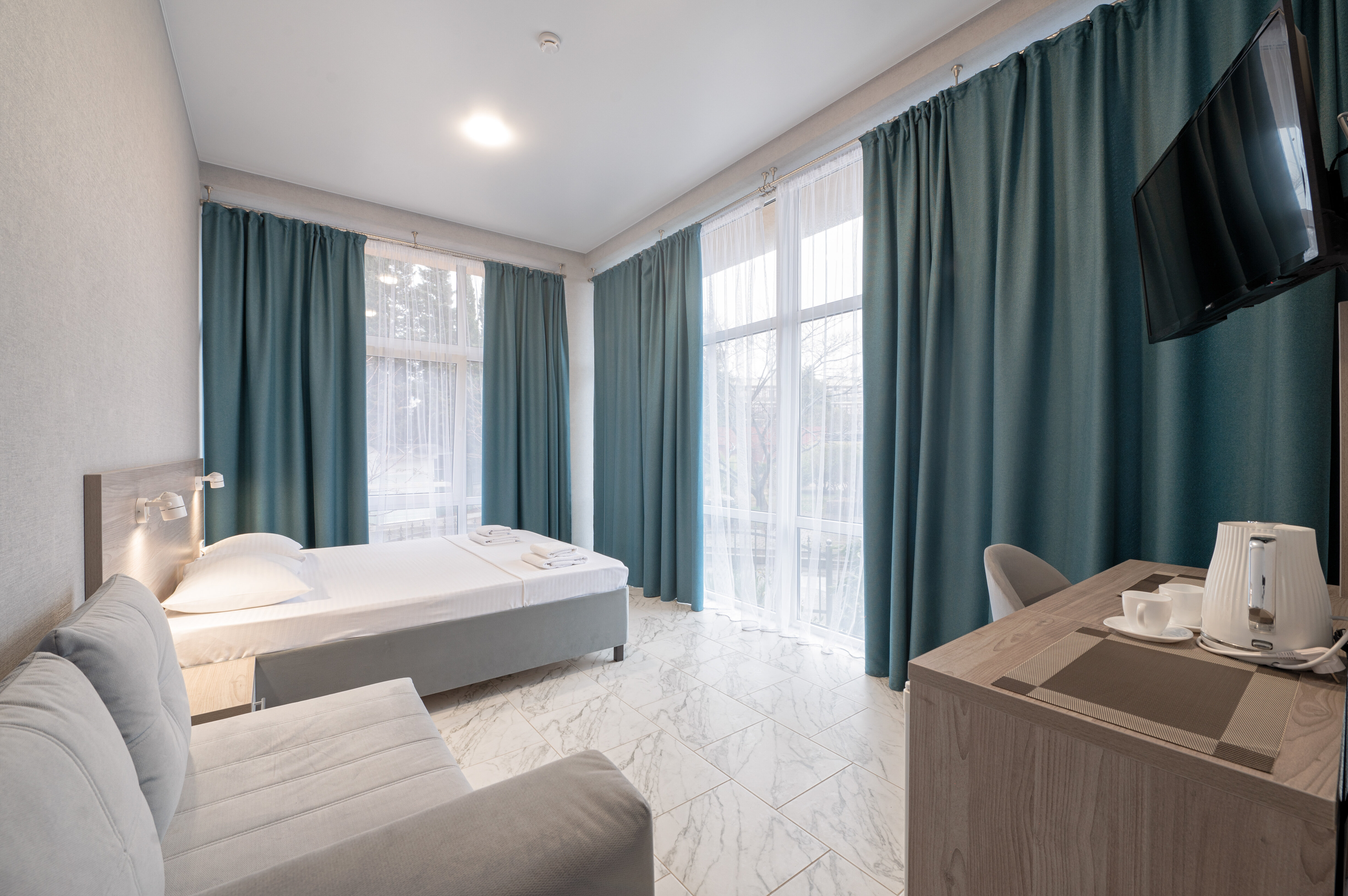 Фото отеля 1