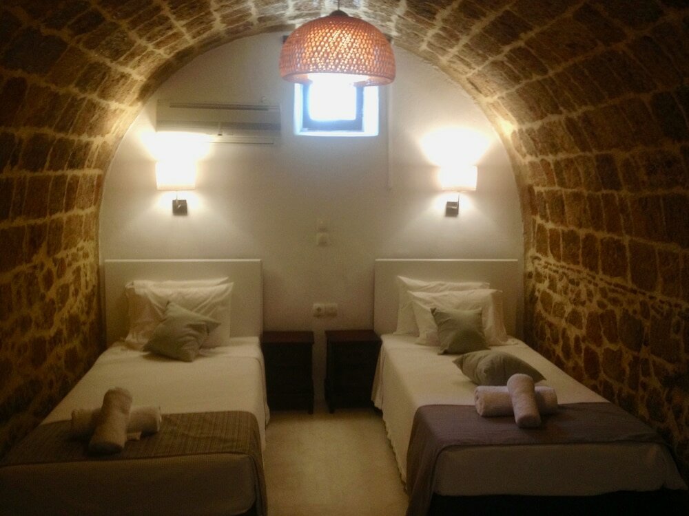 Фото Auberge 32 Old Town