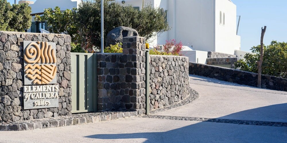 Фото Elements of Caldera Suites