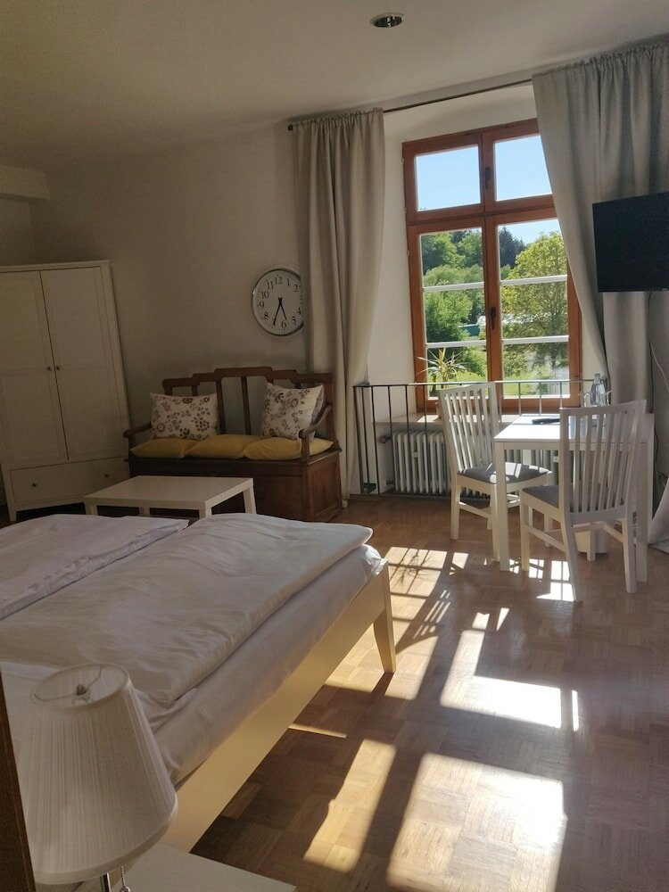 Фото Gästehaus Abtei Sayn