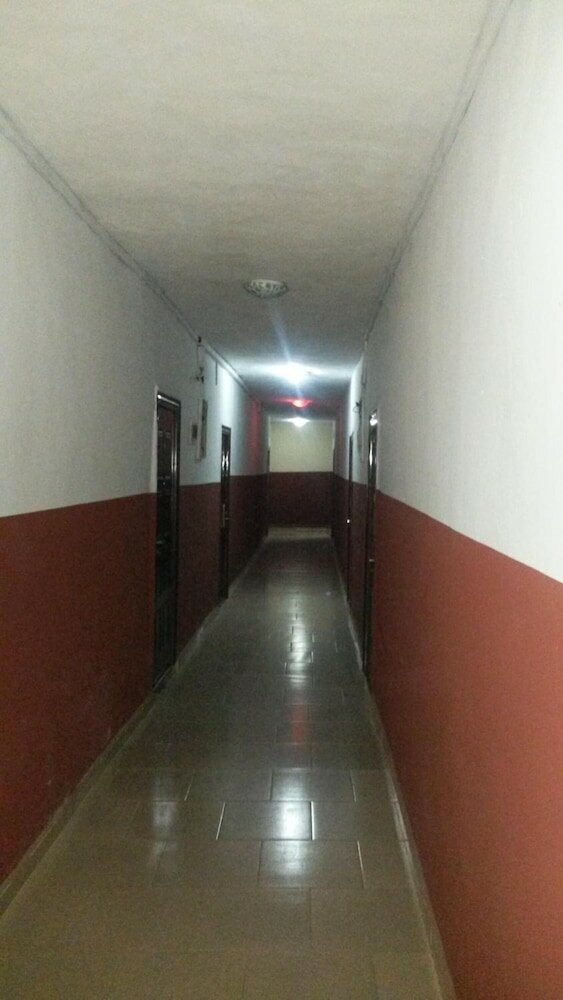 Фото Kings Crown Hotel