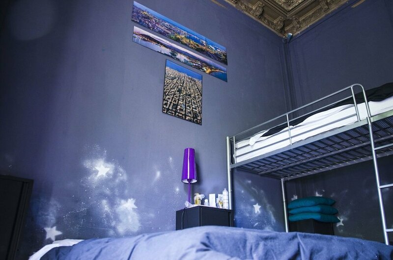 Гостиница Bed & Art Barcelona в Барселоне