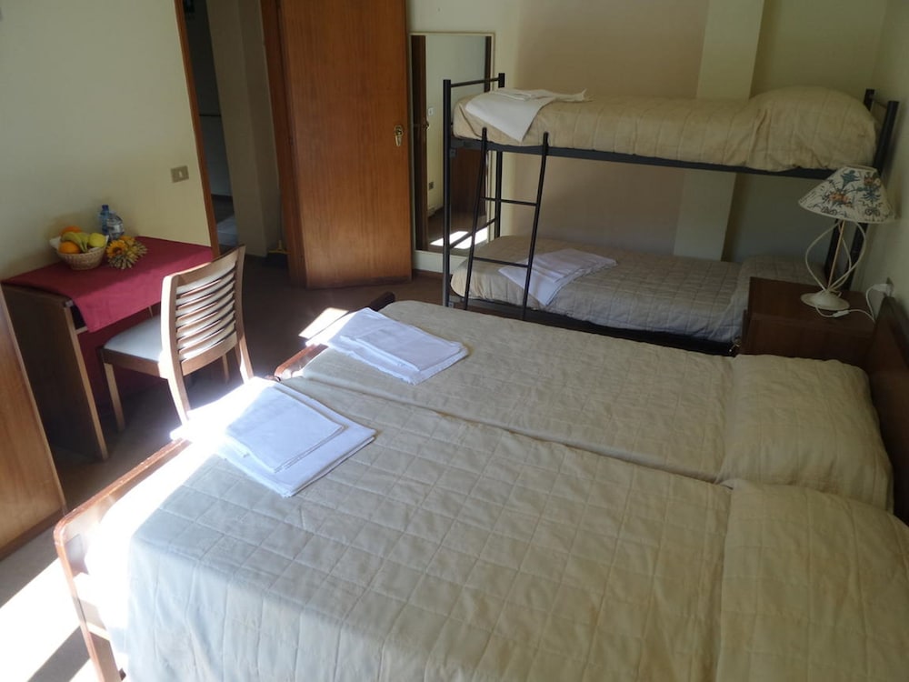 Фото Hotel La Sorgente