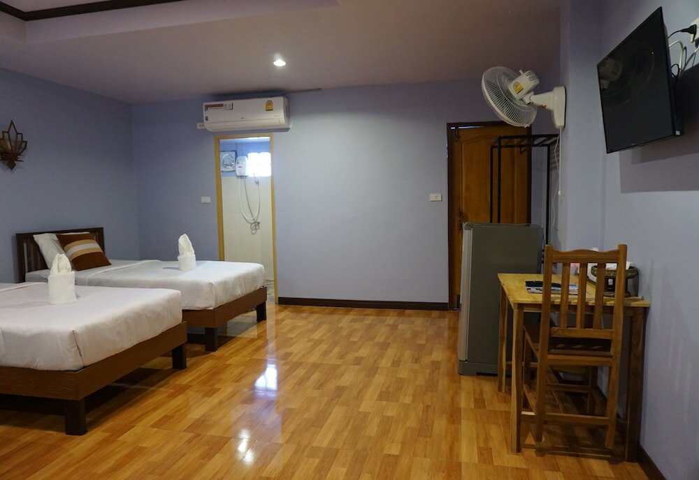 Фото Lampang Bouteak Resort