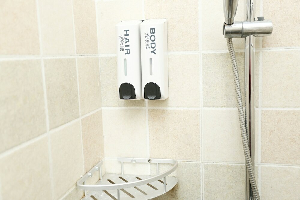 Фото Wutongli Youth Hostel