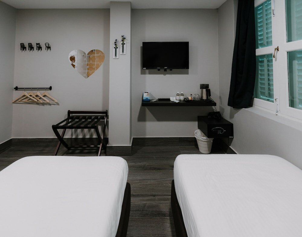 Фото Butternut Tree Hotel