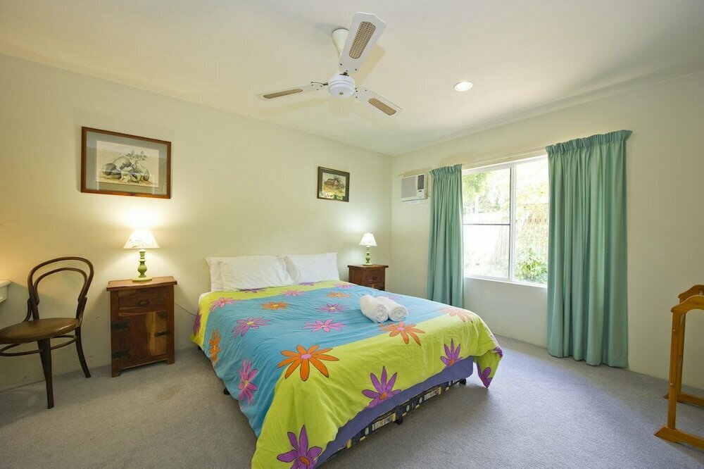 Hotel John's Tropical Island Home, Queensland, photo