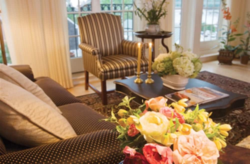 Фото Belfast Bay Inn