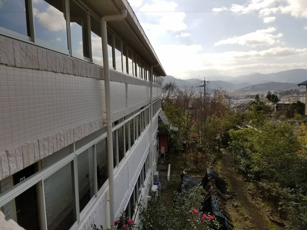 Фото Yufuin Besso Shikisai Hotel