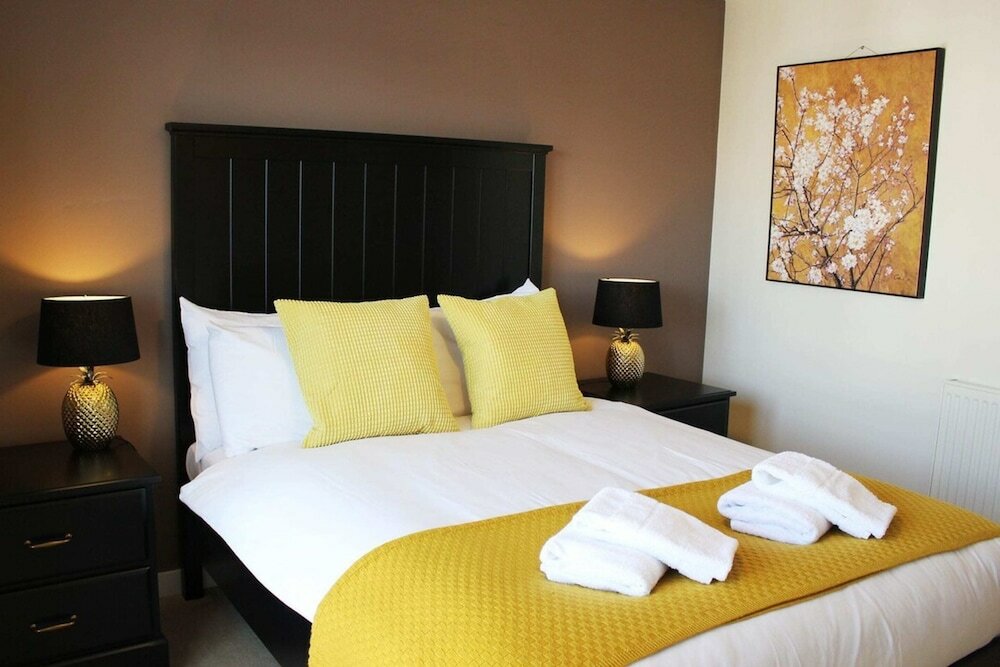 Фото 2 Bedroom Apartment With Parking