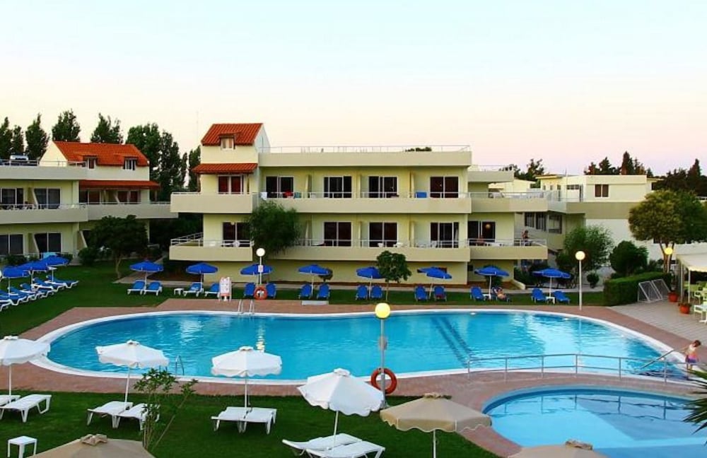 Фото Amira Hotel